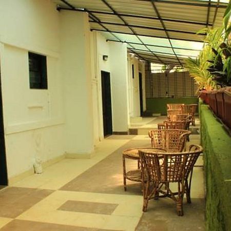 Urban Ville Hotel ปูเน่ ภายนอก รูปภาพ